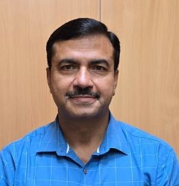 Shri Rakesh Kumar